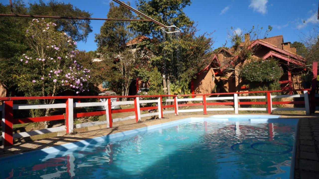 Pousada Chalana Monte Verde  Exterior photo
